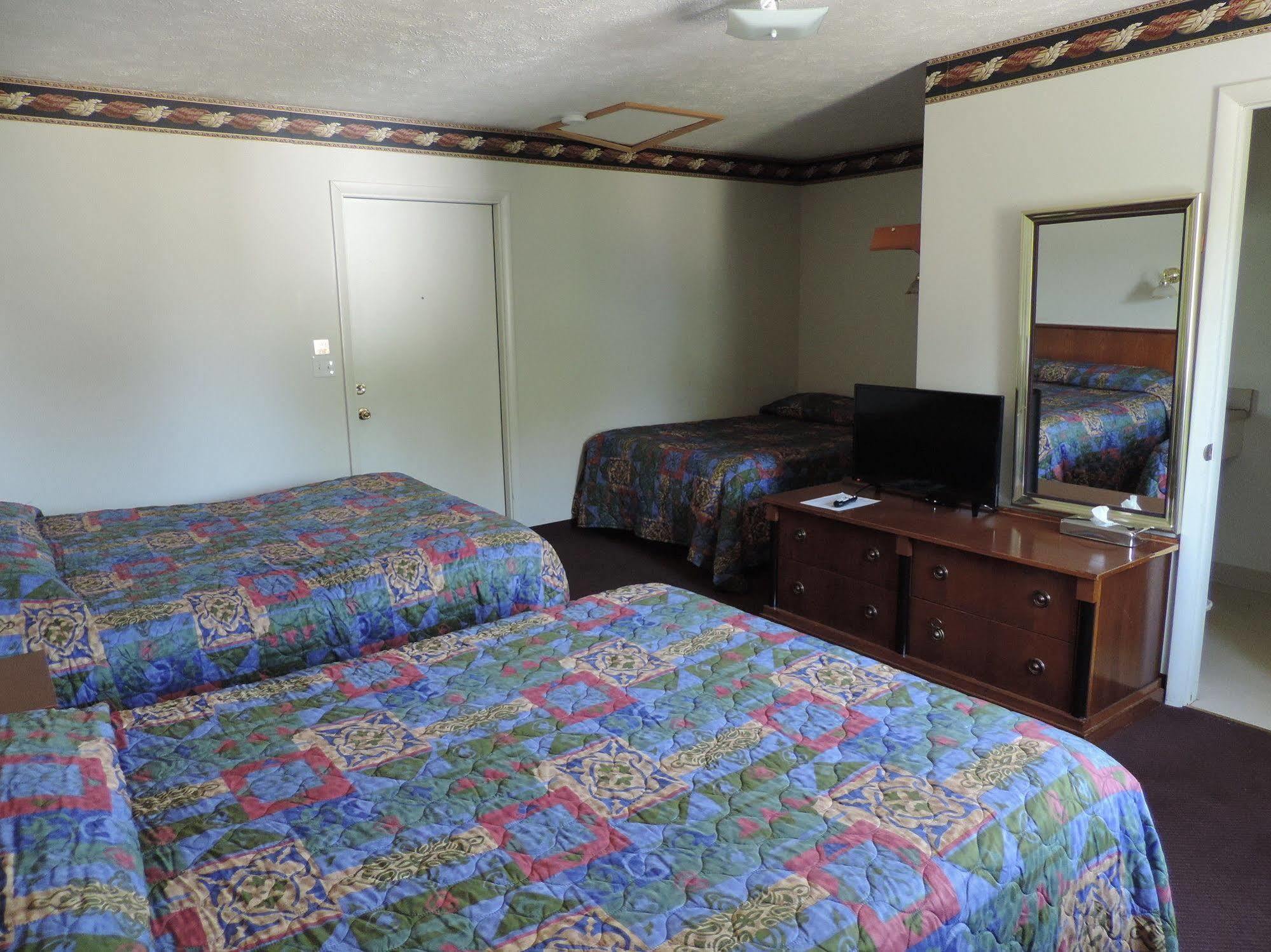 North Country American Inn Kalkaska Extérieur photo