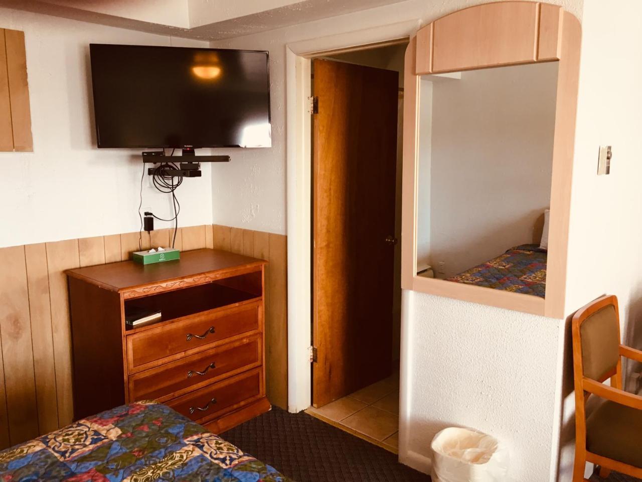 North Country American Inn Kalkaska Extérieur photo